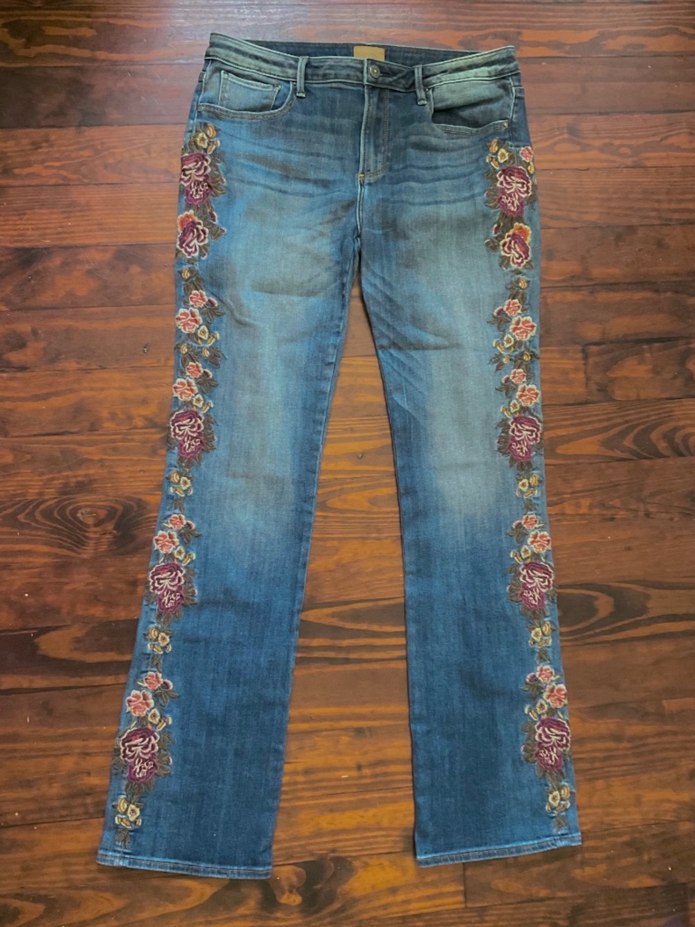 GREAT DRIFTWOOD EMBROIDERED  SOFT JEANS SZ 31 VGC  Length 32” VERY NICE - Picture 8 of 12